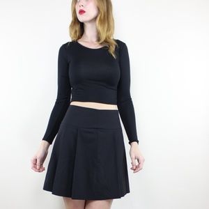Banana Republic Pleated Black Skirt Size 0 (small)